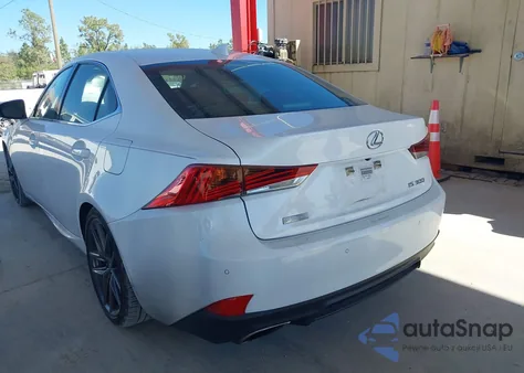 2020 Lexus Is 300 из США, поврежденный, VIN JTHGA1D20L5108623